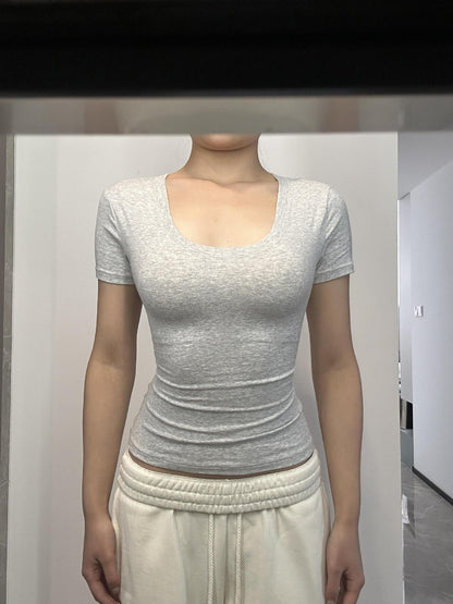 Adele – Women's Slim Fit Sports Top with U-Collar