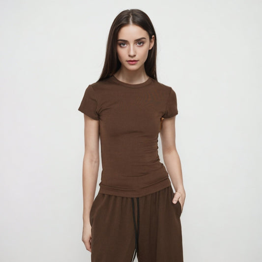 Sandra – Slimming Round Neck T-Shirt