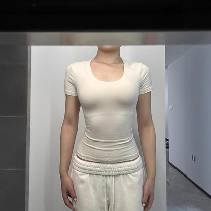 Adele – Women's Slim Fit Sports Top with U-Collar