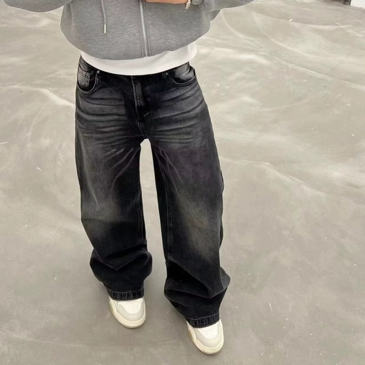 Frank – Retro Washed Distressed Jeans