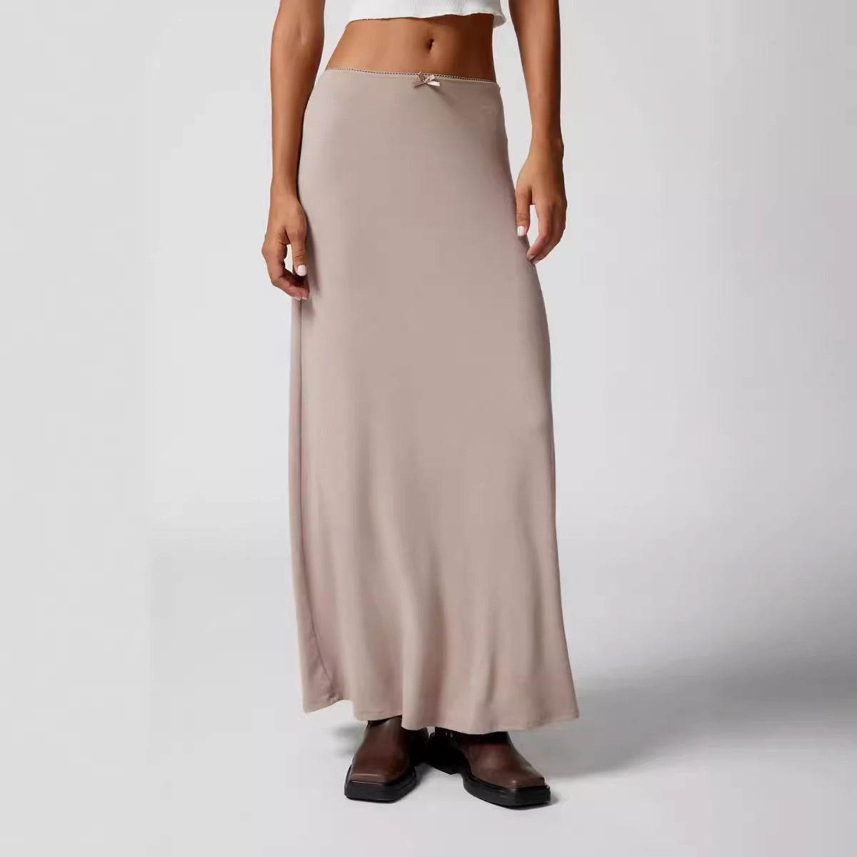 Jessica – Elegant Lace Midi Dress