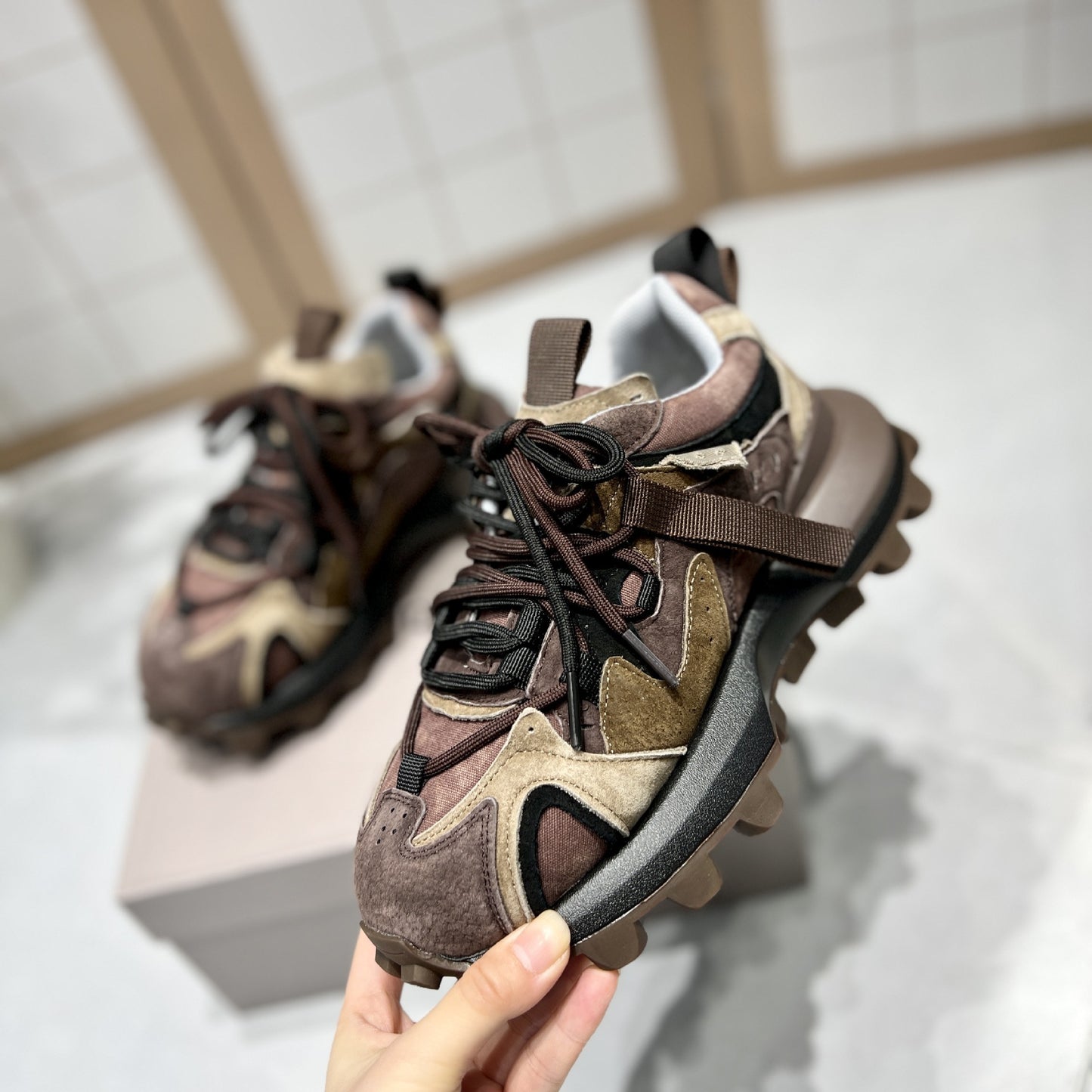 Natasha – Retro High Gloss Sports Shoes with Thick Soles