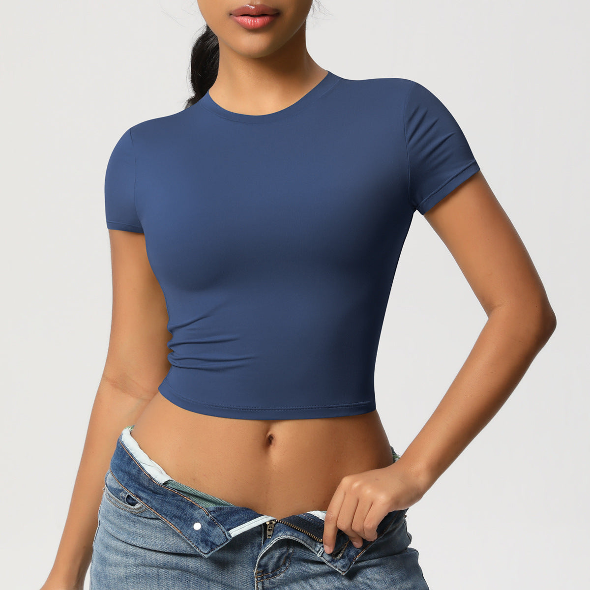 Mandy – Women's Quick-Drying Workout Top