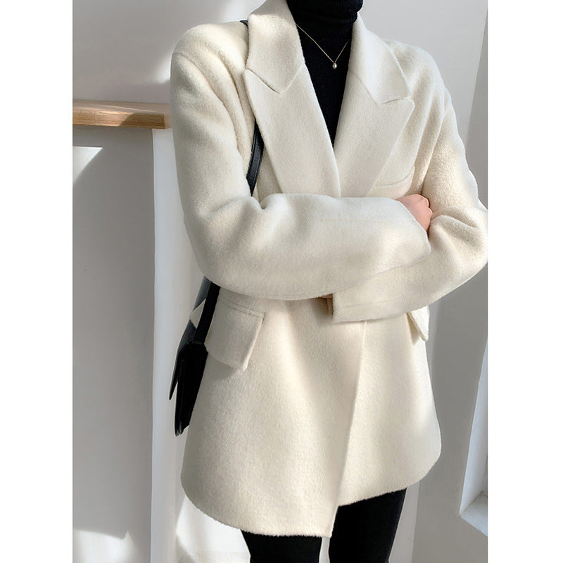 Rachel – Short Woolen Blazer in Hepburn Style