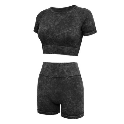 Elizabeth – Seamless Fashion Sportswear Outfit