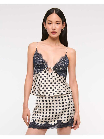 Harriet – Elegant Lace Camisole with Spaghetti Straps